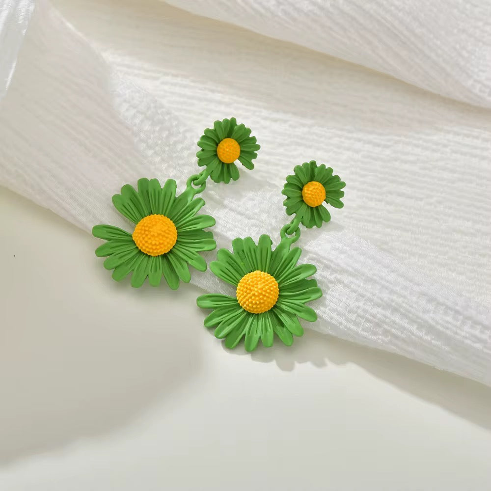 Daisy Drop Earrings