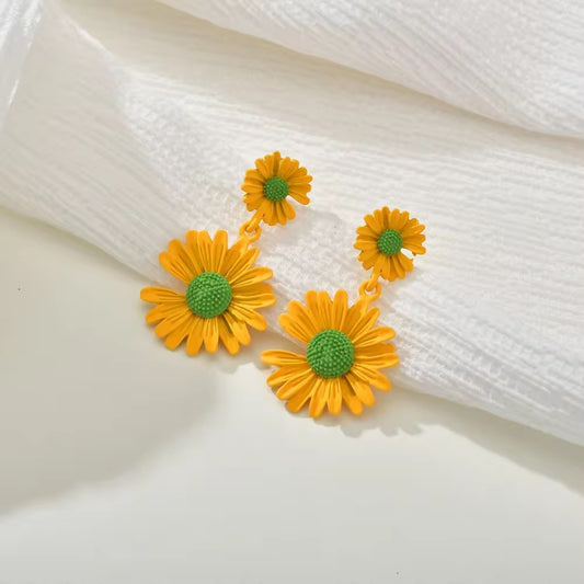 Daisy Drop Earrings
