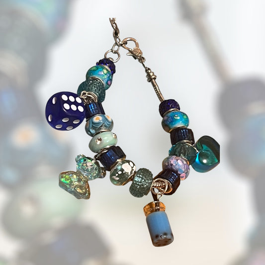 Handmade charm bracelet Blue