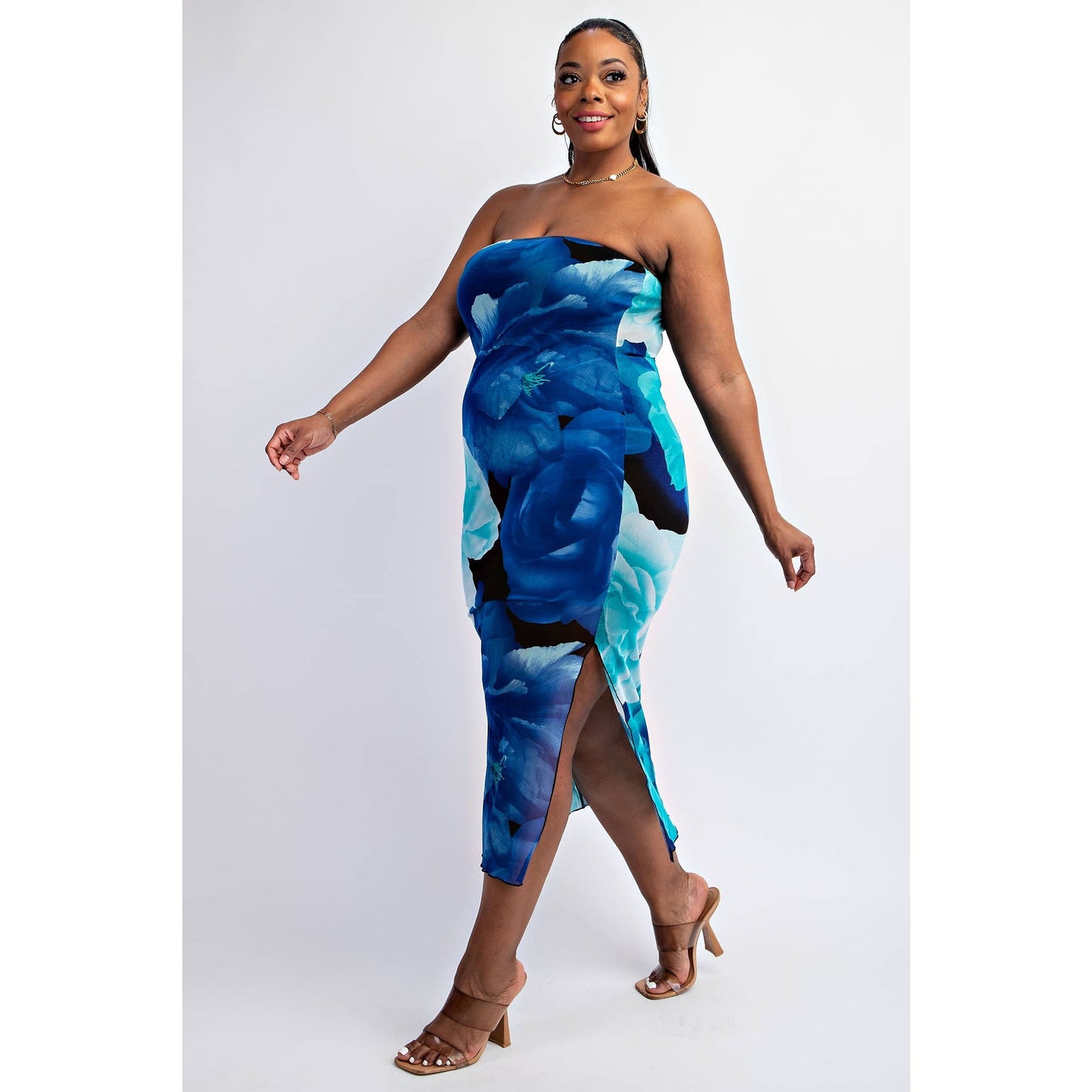 MESH PRINT STRAPLESS DRESS WITH SLIT “7even Curves”
