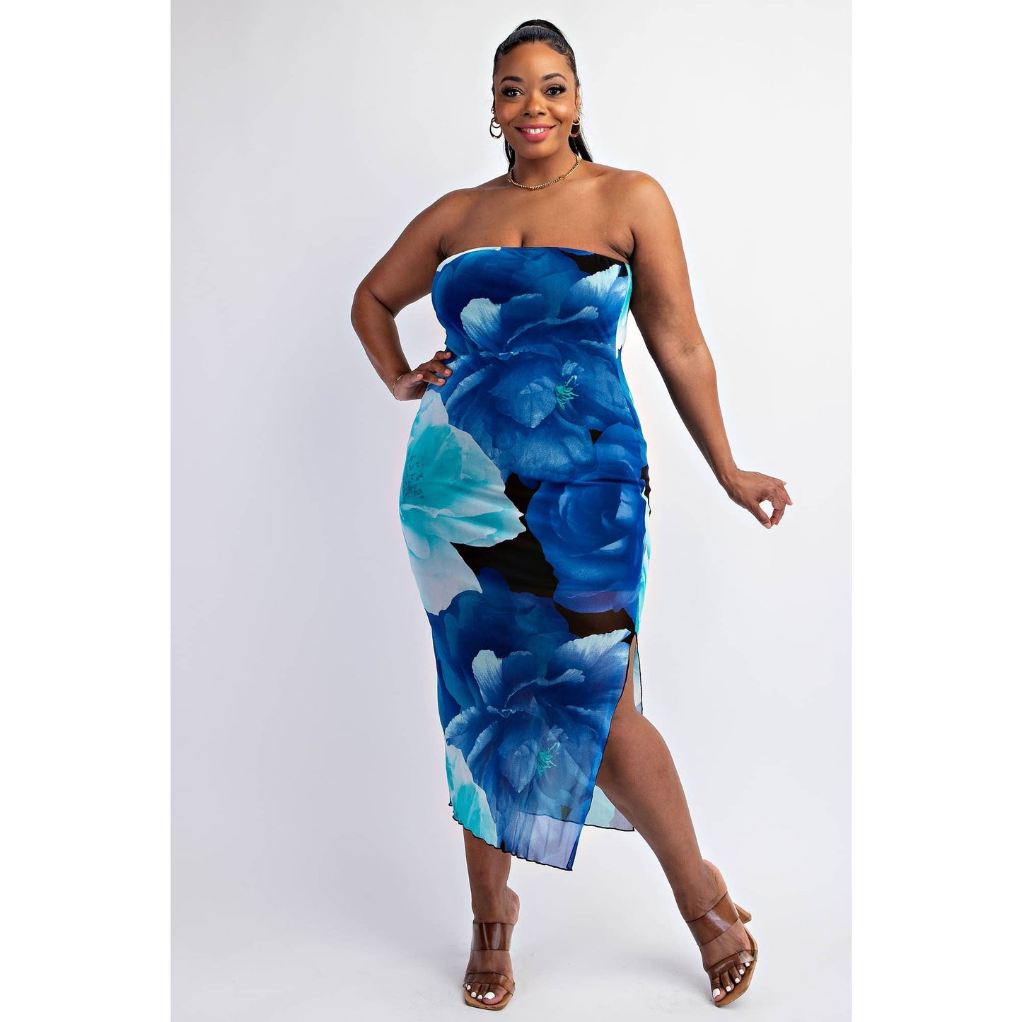 MESH PRINT STRAPLESS DRESS WITH SLIT “7even Curves”