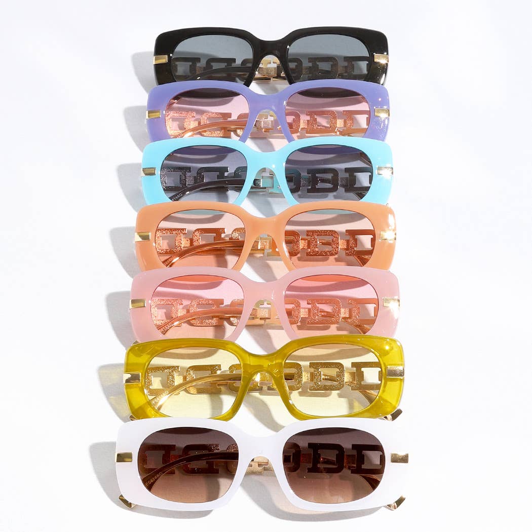 Chunky Chain Style Leg Solid Color Frame Sunglass