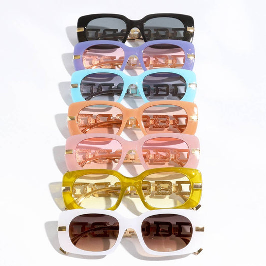 Chunky Chain Style Leg Solid Color Frame Sunglass